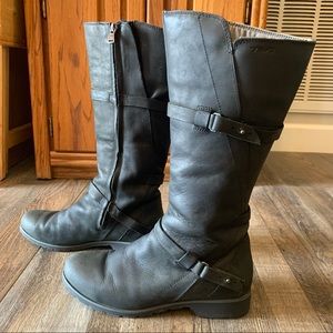 Teva De La Vina Boots 
